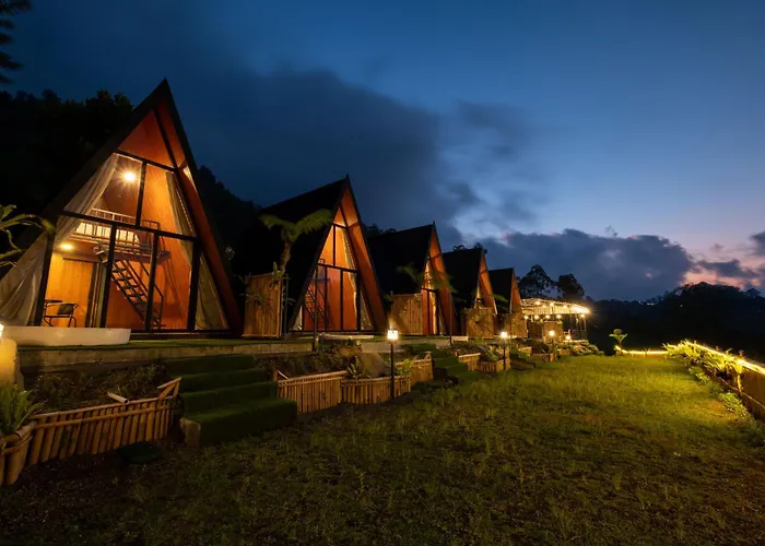 Royal Vip Glamping Kintamani Parque de Campismo *